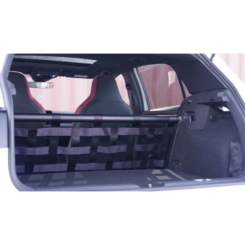 Clubsport Komplettset - Strebe mit Netz und Teppich für Volkswagen Golf 8 inkl. GTI